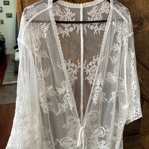 Sheik lace maxi cover up white